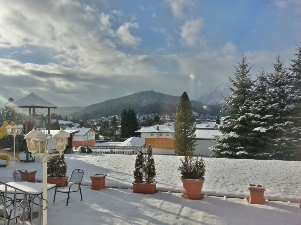 Waldhotel Seefeld 3*